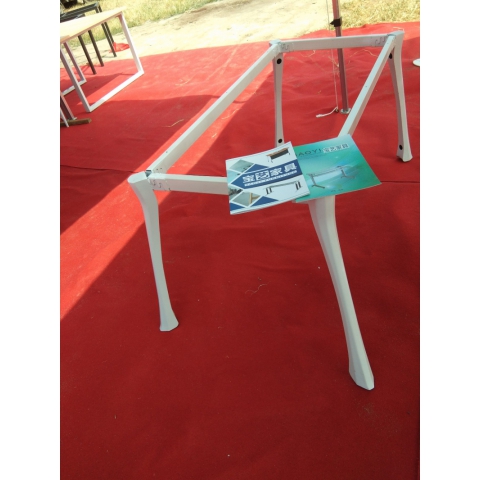 勝芳桌架批發(fā) 鐵藝桌架 不銹鋼桌架 餐廳桌架 餐臺(tái)支架 餐桌腳 書(shū)桌桌架 折疊桌架 餐廳家具 飯店家具 簡(jiǎn)易家具 寶藝家具