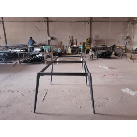 勝芳桌架批發(fā) 鐵藝桌架 不銹鋼桌架 餐廳桌架 餐臺(tái)支架 餐桌腳 書(shū)桌桌架 折疊桌架 餐廳家具 飯店家具 簡(jiǎn)易家具 寶藝家具