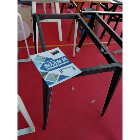 勝芳桌架批發(fā) 鐵藝桌架 不銹鋼桌架 餐廳桌架 餐臺(tái)支架 餐桌腳 書桌桌架 折疊桌架 餐廳家具 飯店家具 簡(jiǎn)易家具 創(chuàng)秋家具