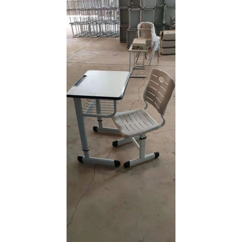 勝芳學生課桌批發 學習課桌 培訓課桌 培訓班課桌 單人課桌 雙人課桌 輔導班課桌 可升降學生課桌 學生家具 學校家具 益合家具