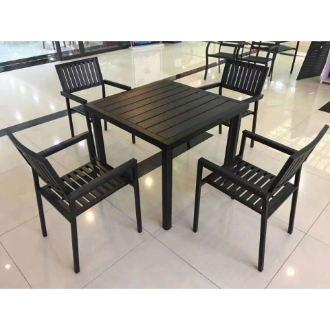 勝芳桌椅批發 塑木戶外桌椅 桌椅組合 木條桌椅 長桌長凳 戶外圓桌 戶外椅子 扶手椅 戶外家具 博涵家具