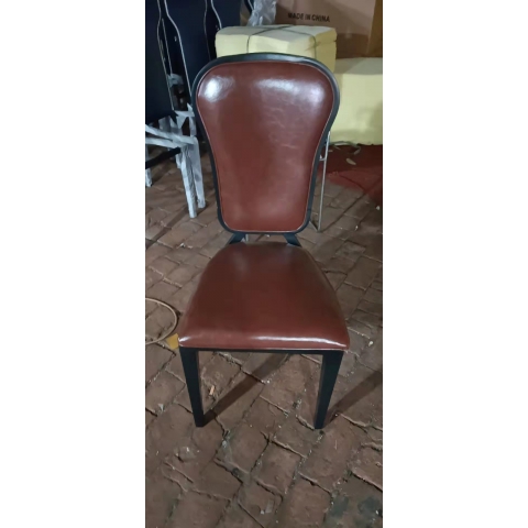 芳餐椅批發 新古典酒店餐椅 明清中式椅子大型酒店宴會椅 輕奢椅 中式椅 軟包椅 牛角椅 太師椅 休閑椅 酒店椅 主題餐廳椅 樂誠家具