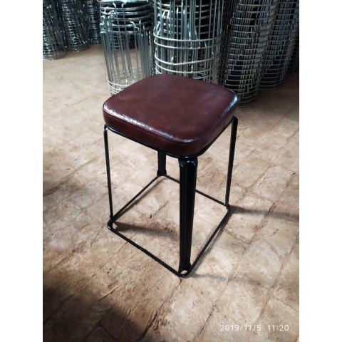 勝芳鐵腿凳子批發(fā)   鋼筋凳，套凳，方凳  北歐凳 軟包凳 鐵腿凳子 餐桌凳 套凳 凳子家用餐桌凳 鐵藝 簡(jiǎn)約輕奢鋼 筋凳 可摞疊凳 網(wǎng)紅凳 加厚圓凳雙興家具