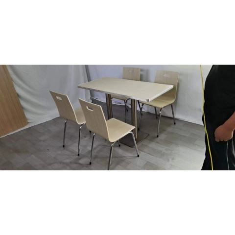 勝芳餐桌椅批發(fā)  分體餐桌椅 曲木餐桌椅 鋼木餐桌椅 食堂餐桌椅 飯店餐桌 小吃店餐桌 食堂餐桌椅 結實耐用  順鑫家具