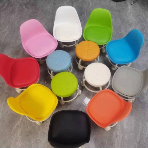 勝芳凳子批發 塑料凳子 萬向輪凳子 矮凳 帶輪子小凳子 換鞋凳 李氏凳業