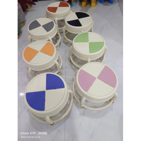 勝芳凳子批發 塑料凳子 萬向輪凳子 矮凳 帶輪子小凳子 換鞋凳 李氏凳業