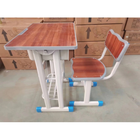 勝芳學生課桌批發 學習課桌 培訓課桌 培訓班課桌 午休課桌椅 單人課桌  雙人課桌椅 輔導班課桌 可升降學生課桌 學生家具 學校家具 瑞鑫家具