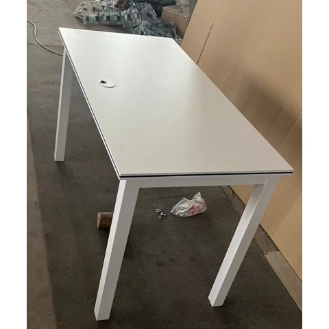 勝芳辦公桌批發 職員辦公桌 簡約辦公桌 現代辦公桌 簡易工作臺 輕奢辦公桌 現代辦公桌 培訓桌 夢優斯辦公家具