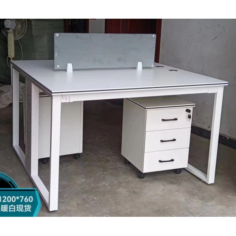 勝芳辦公桌批發 職員辦公桌 簡約辦公桌 現代辦公桌 簡易工作臺 輕奢辦公桌 現代辦公桌 培訓桌 夢優斯辦公家具