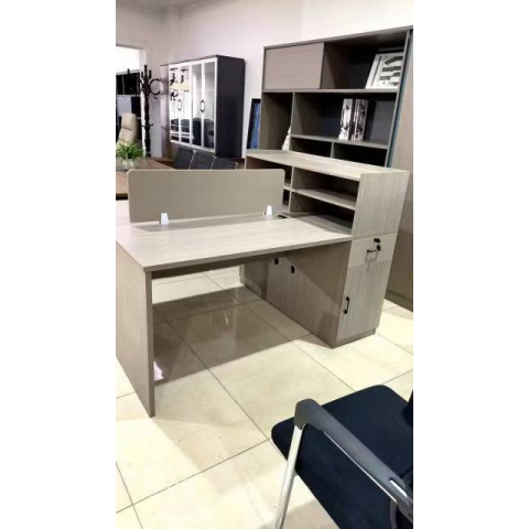 辦公桌批發 員工辦公桌職員 辦公桌 簡約現代組合鋼架 辦公室桌子 高檔辦公桌工位 辦公家具 冠城家具