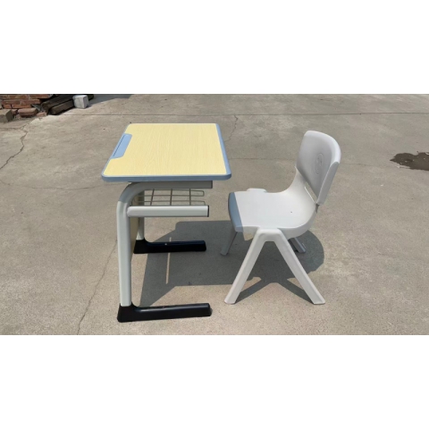 勝芳學生課桌批發 學生課桌椅 學習課桌 培訓課桌 培訓班課桌 單人課桌 雙人課桌 輔導班課桌 可升降學生課桌 學生家具 學校家具 成潤校具