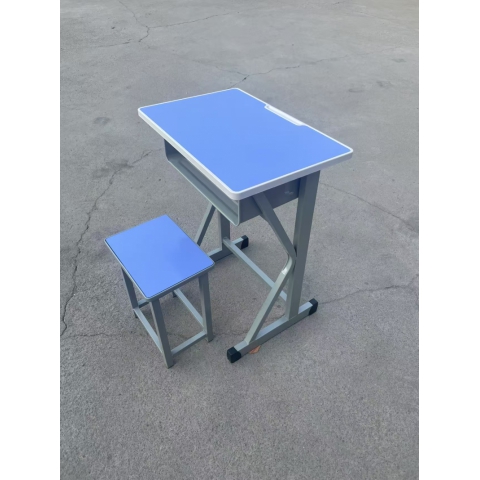 勝芳學生課桌批發 學生課桌椅 學習課桌 培訓課桌 培訓班課桌 單人課桌 雙人課桌 輔導班課桌 可升降學生課桌 學生家具 學校家具 成潤校具