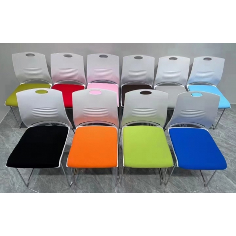 勝芳培訓(xùn)會議椅 簡約舒適椅 扶手靠背椅 會議室辦公室職員椅 鋼筋椅 洽談椅 鑫成林家具