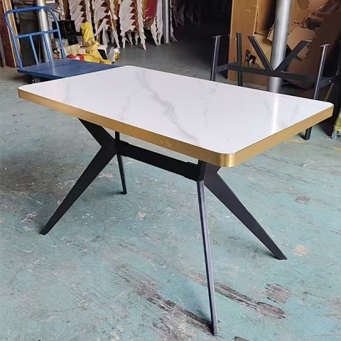 勝芳餐桌批發(fā) 巖板餐桌 飯店餐桌 酒店餐桌 酒店家具 鋼木餐桌 宏羊家具