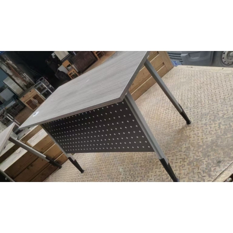 勝芳辦公桌架批發(fā) 辦公鋼架 不銹鋼桌架 辦公桌 折疊辦公桌 會議桌 書桌桌架 折疊桌架 辦公鋼架 辦公家具 培訓(xùn)桌 鑫思維家具