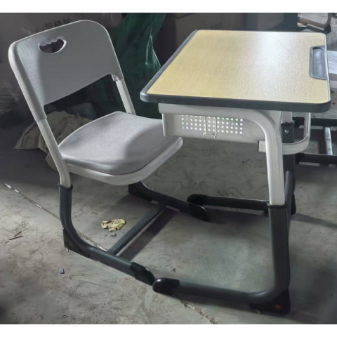 勝芳學(xué)生課桌椅批發(fā) 學(xué)習(xí)課桌 培訓(xùn)課桌 培訓(xùn)班課桌 單人課桌 輔導(dǎo)班課桌 學(xué)生課桌 學(xué)生家具 學(xué)校家具 暢博嘉校具