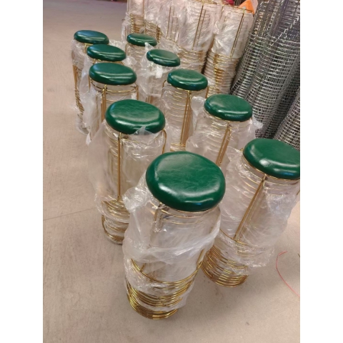 勝芳鐵腿凳子批發(fā) 三腿凳子 鐵質(zhì)凳子 鋼筋凳 套凳 圓凳 簡易家具 休閑凳子 客廳家具 餐廳家具 簡約家具 時尚凳子 祥文卓派家具