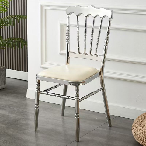 勝芳家具批發(fā) 復(fù)古式餐椅 禮堂椅 靠背椅 休閑椅 竹節(jié)椅 婚慶椅 洽談椅 宴會(huì)椅 酒店椅 酒店家具 客廳家具 瑞興家具