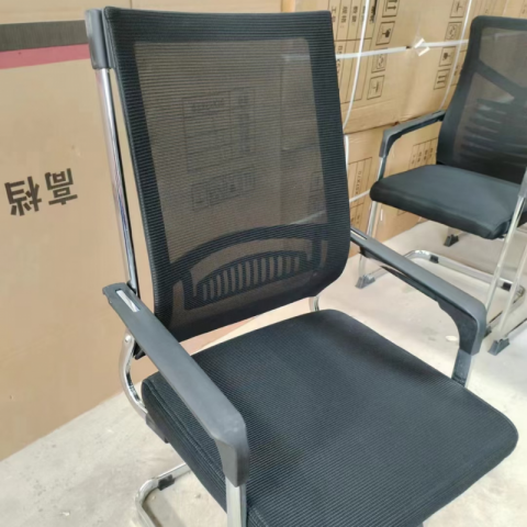 勝芳辦公椅批發(fā) 可旋轉(zhuǎn)辦公椅 老板椅 電腦椅 升降轉(zhuǎn)椅 真皮椅 按摩椅 皮質(zhì)辦公椅 布藝辦公椅 職員椅 網(wǎng)吧椅 透氣網(wǎng)布椅 辦公家具 辦公類家具 鴻瑞家具