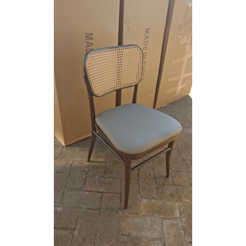 勝芳快餐桌批發鋼木餐批 鋼木餐桌椅 食堂餐桌 飯店餐桌 小吃店餐桌 學校餐桌 鋼木家具 藤椅鐵藝 酒店家具桌椅 餐廚家具工程定制 鑫歐俊家具