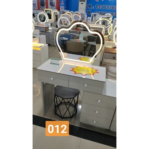 勝芳梳妝臺(tái)批發(fā) 現(xiàn)代簡(jiǎn)約型 網(wǎng)紅小型化妝桌 輕奢 梳妝臺(tái) 梳妝桌 化妝柜 梳妝臺(tái) 化妝臺(tái) 化妝桌 美典雅居家具