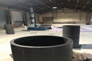 怎樣選擇碳化硅坩堝成型設備